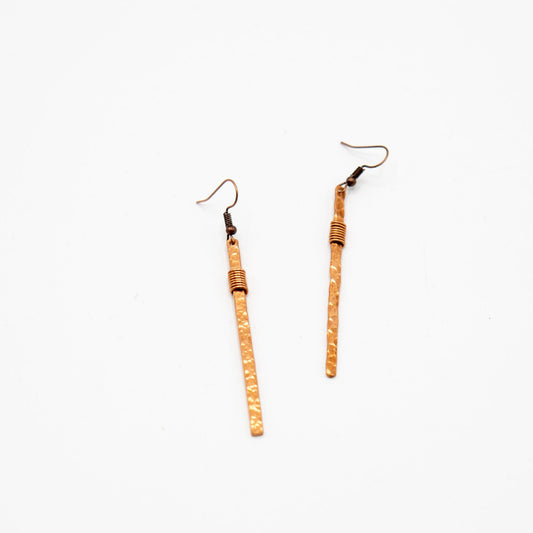 BEVERLY SMART Earrings Boucles d'oreilles en cuivre recyclé et martelé