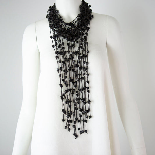 BEVERLY SMART Necklaces Collier cascade de perles et ficelle de cuir