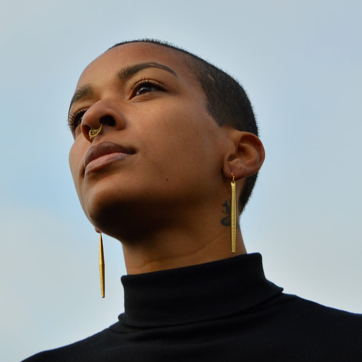 BEVERLY SMART Pendantes Boucles d'oreilles longues en perles dorées