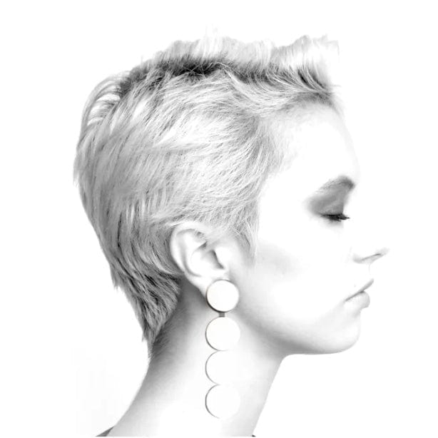 BEVERLY SMART Earrings Boucles d'oreilles contemporaines en rondelles de cuir chez beverly smart