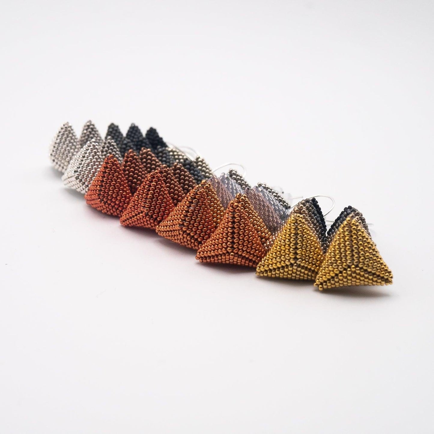 Boucles d'oreille "les 12 apôtres empilés" beverly smart