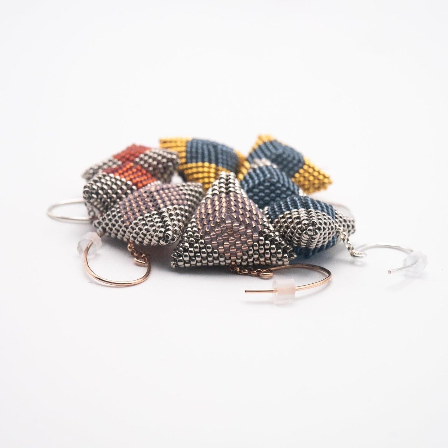 BEVERLY SMART Pendantes Boucles d'oreille LES 12 APOTRES en perles de rocaille japonaises