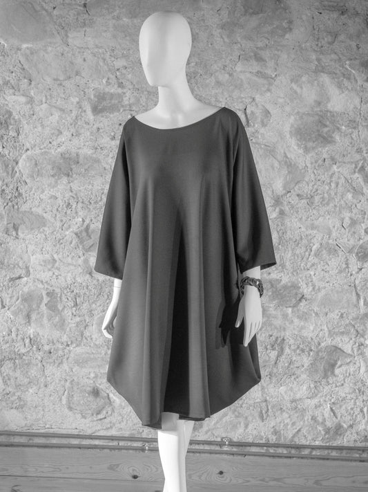 BEVERLY SMART robe ROBE coupe diamant, noire, alliée de toutes les silhouettes
