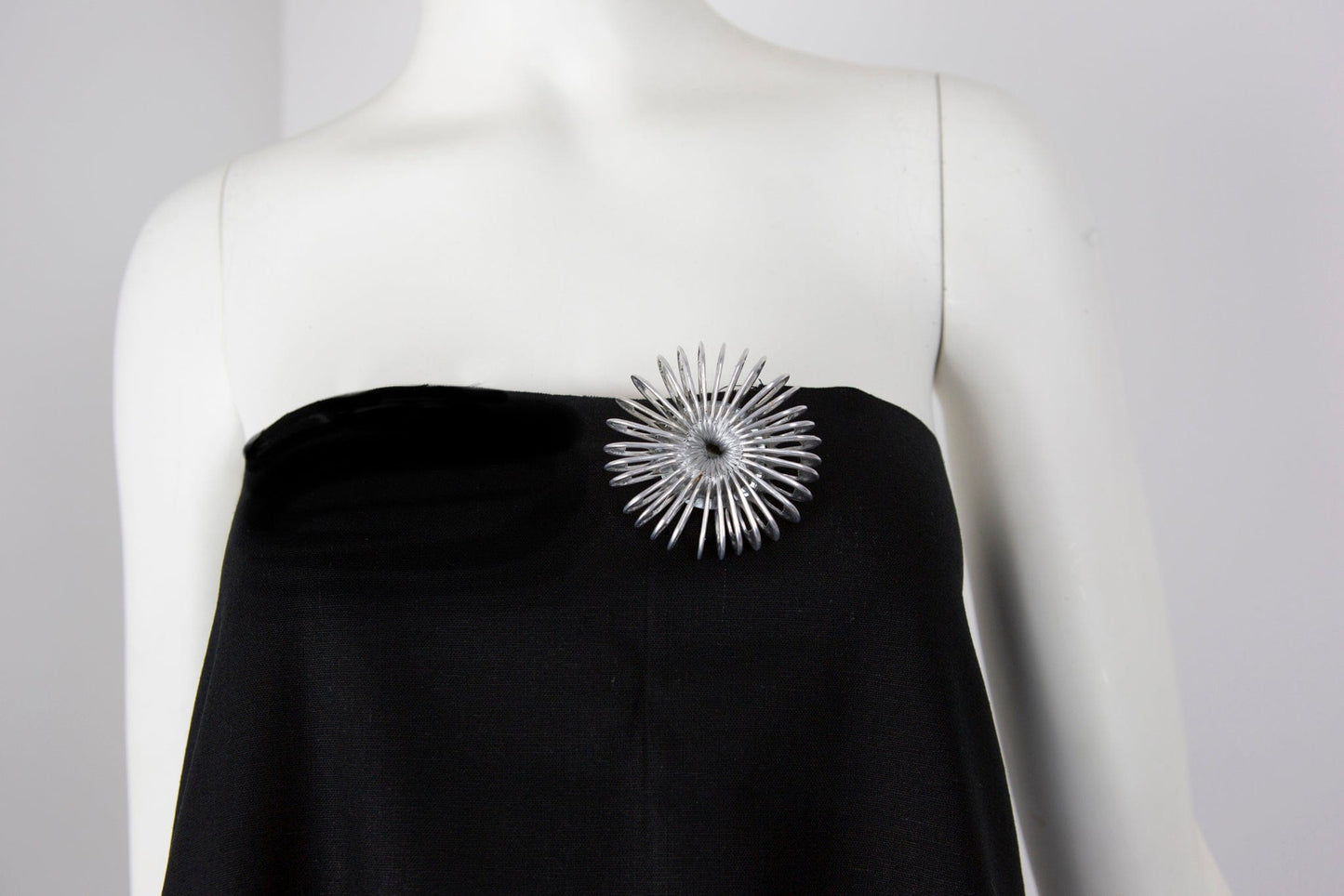 BEVERLY SMART Broche Broche en languettes de canette recyclées