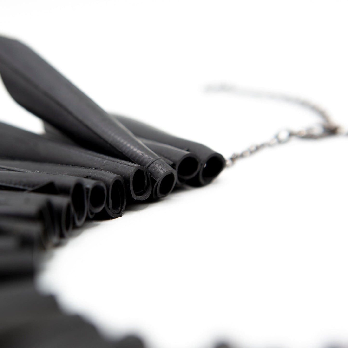 BEVERLY SMART EI Princesa Le Collier Manhattan – Bijou Audacieux en Chambre à Air Recyclée