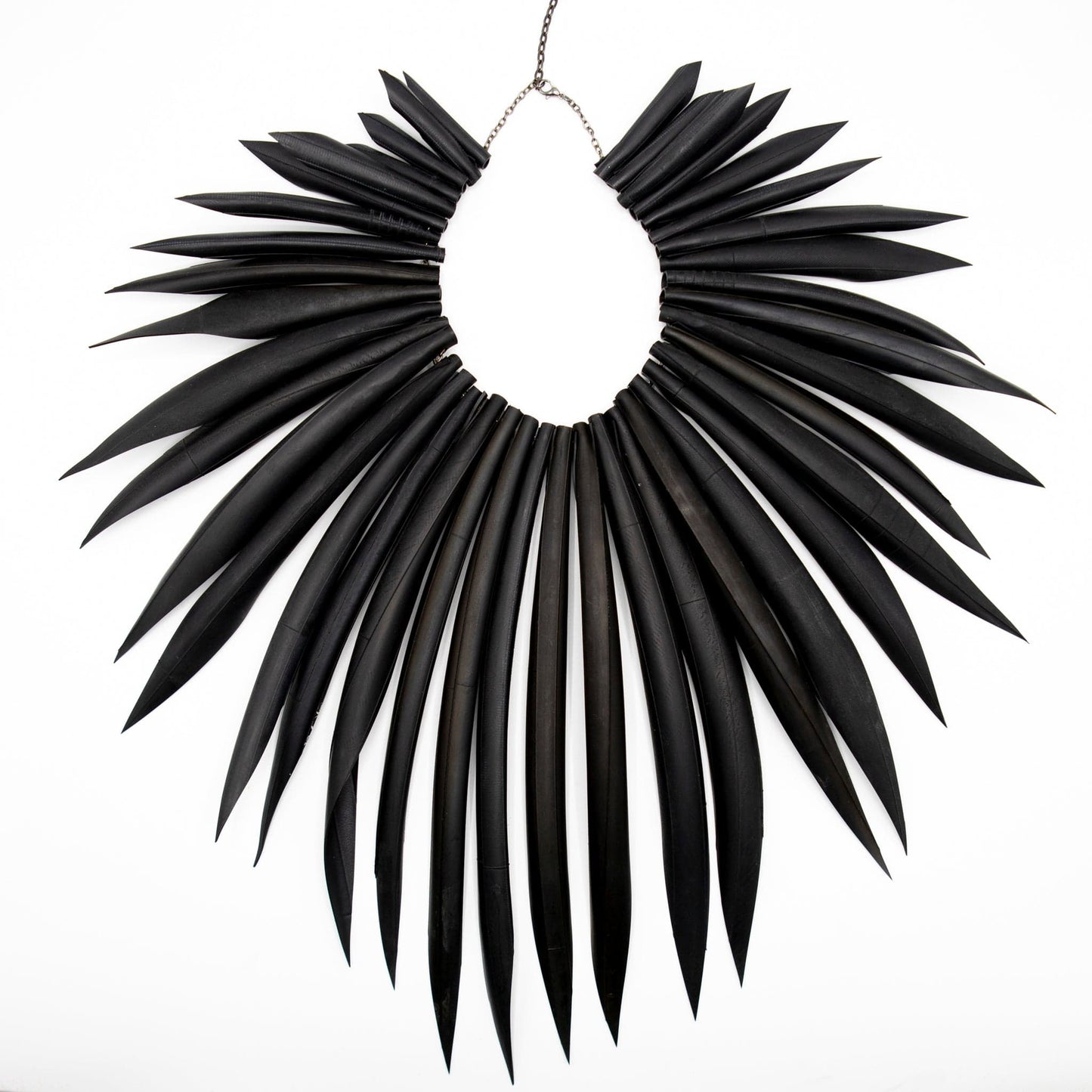 BEVERLY SMART EI Princesa Le Collier Manhattan – Bijou Audacieux en Chambre à Air Recyclée