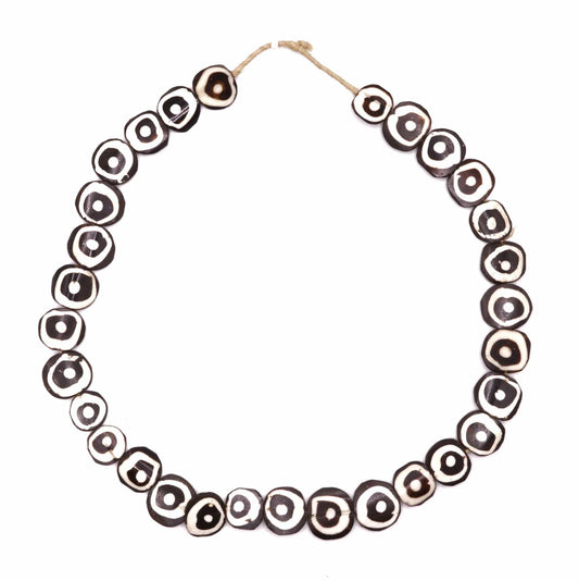 BEVERLY SMART EI Princesa Oeil Collier en perles plates d’os artisanal