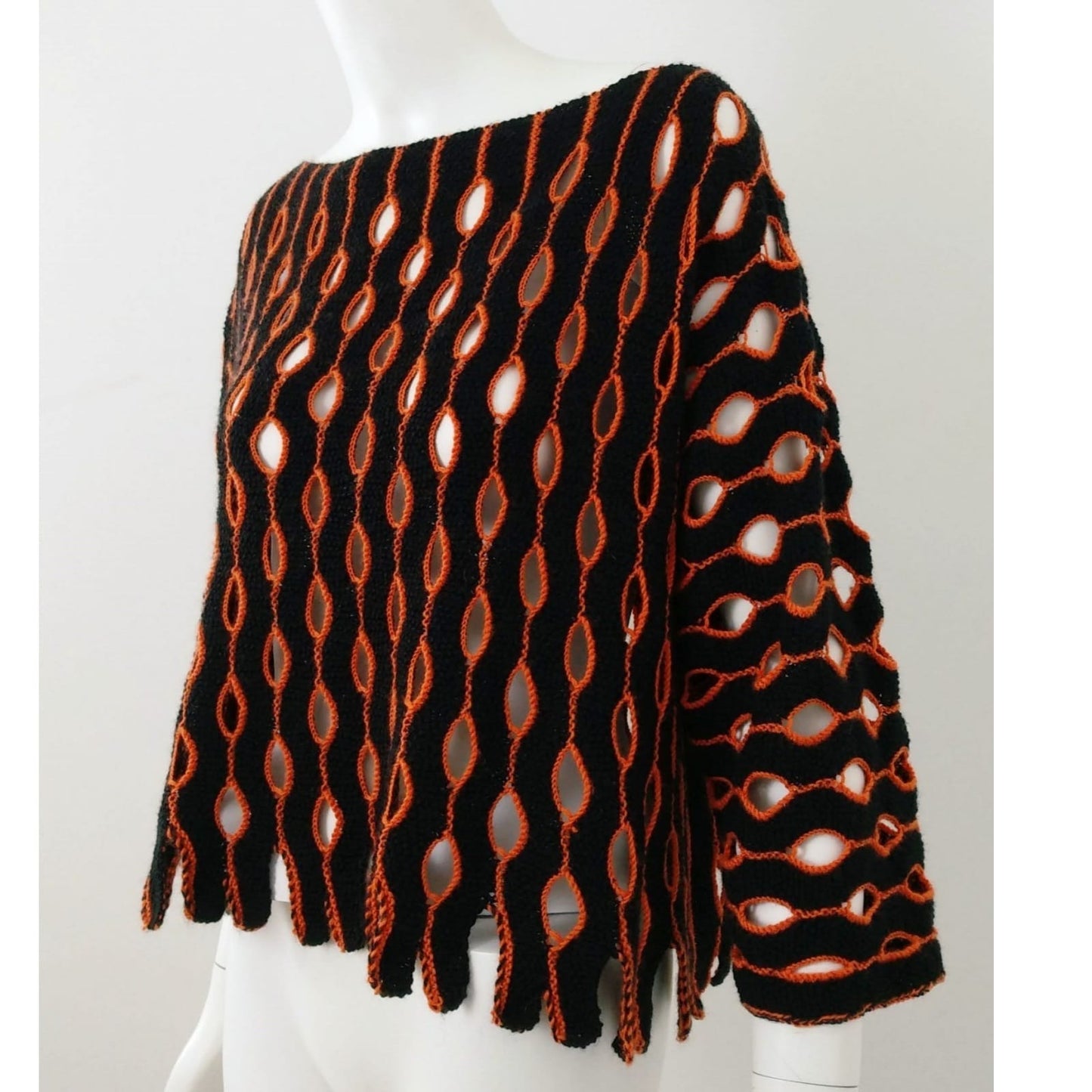 BEVERLY SMART EI tricots The Eyeliner Sweater Pattern