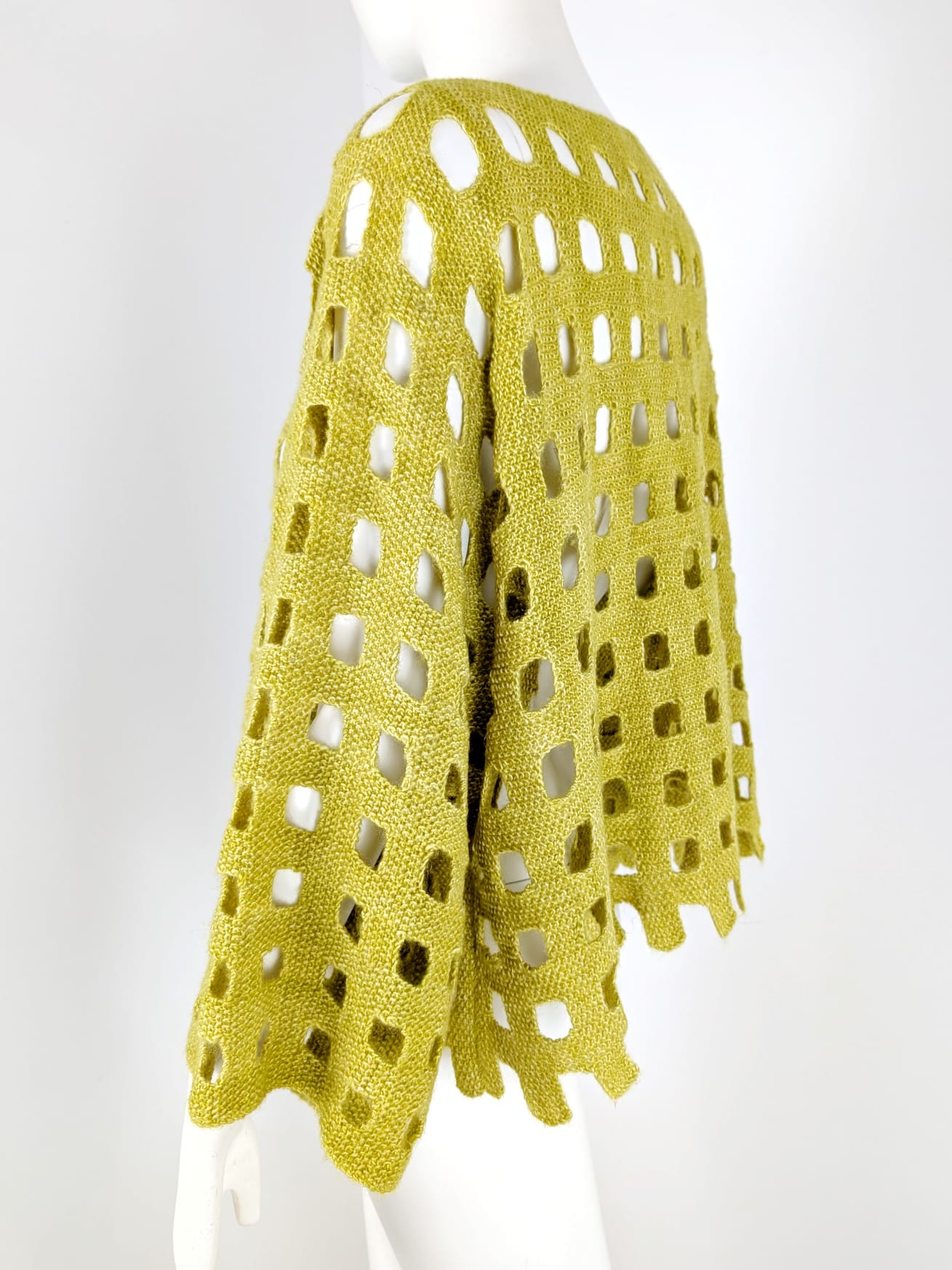 BEVERLY SMART EI tricots The Grid Sweater Pattern