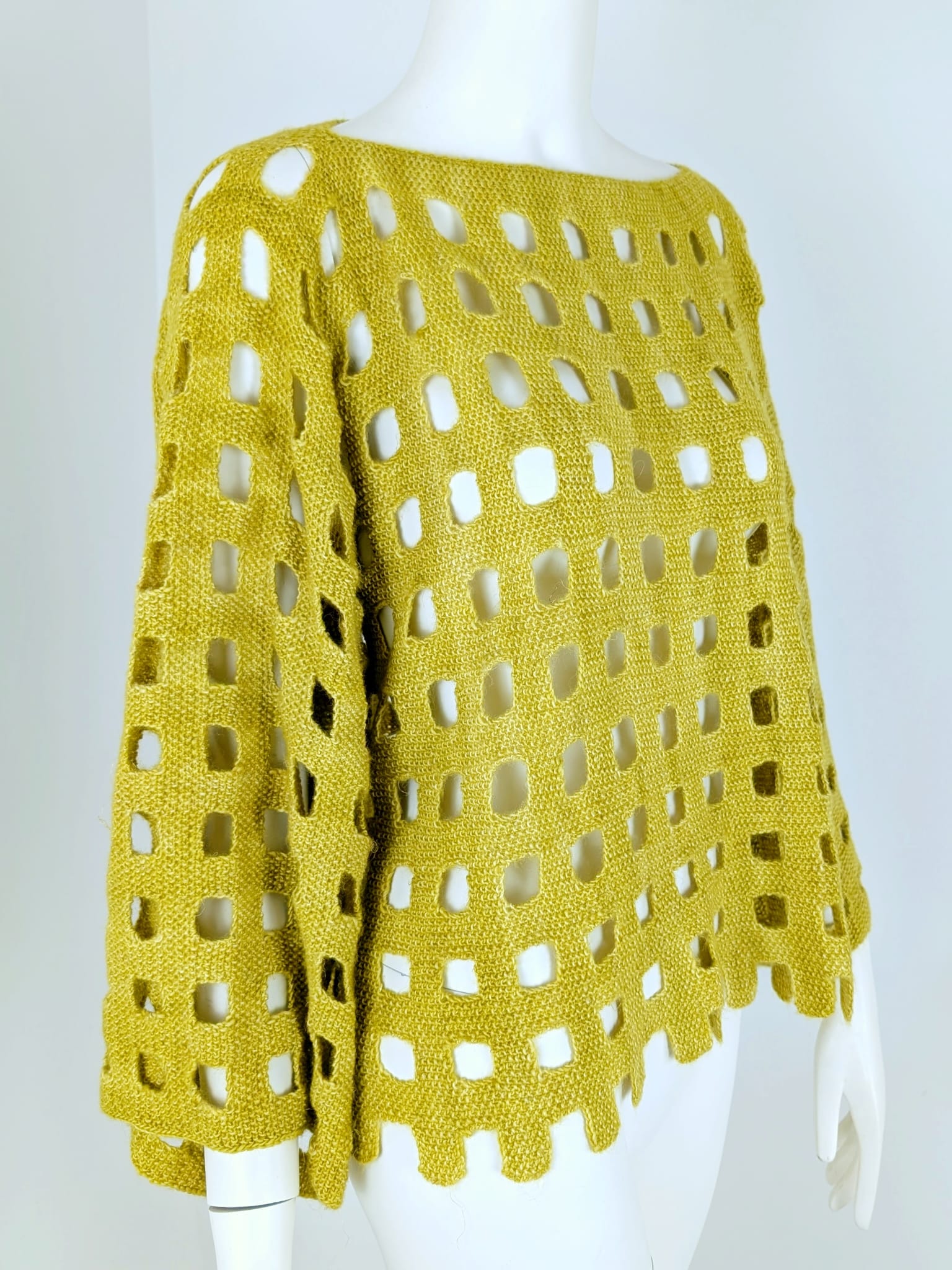 BEVERLY SMART EI tricots The Grid Sweater Pattern