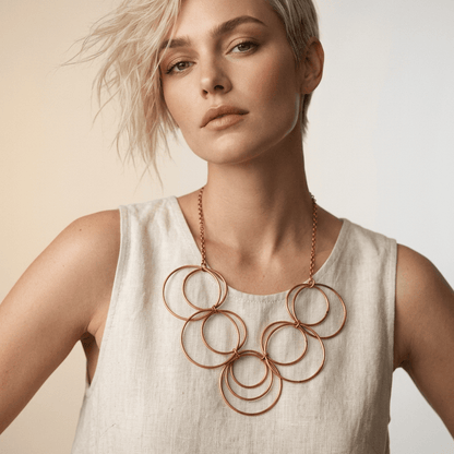 BEVERLY SMART Necklace Collier à anneaux multiples en cuivre recyclé