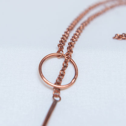BEVERLY SMART Necklace Collier Bar et O en cuivre recyclé