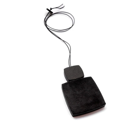 BEVERLY SMART pendentifs black Collier BAROK 02 Réversible – Cuir Fait Main, Deux Versions : Or/Noir  & Absolute Black