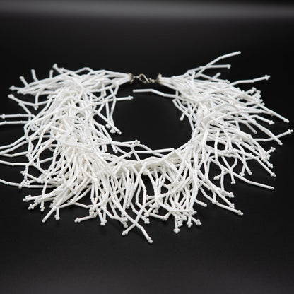 BEVERLY SMART Princesa Blanc Collier en Perles Tubulaires – Bijou en Verre Fait Main en Afrique du Sud