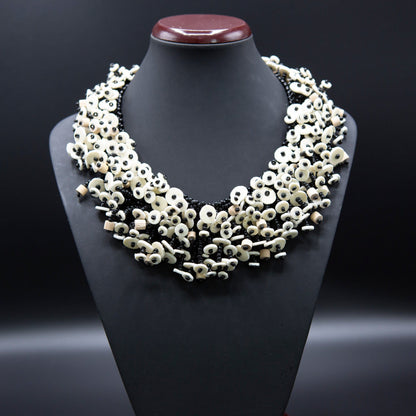 BEVERLY SMART Princesa Collier Cascade en Coquille d'Œuf d'Autruche Durable