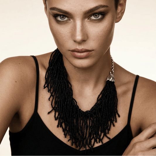 BEVERLY SMART Princesa Princesa / Noir Collier plastron en perles de verre, eclatantes et riches