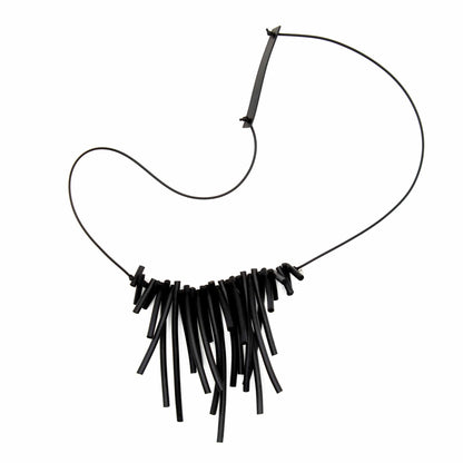 BEVERLY SMART sautoir Collier Long Noir en Silicone – Bijou Contemporain Fait Main