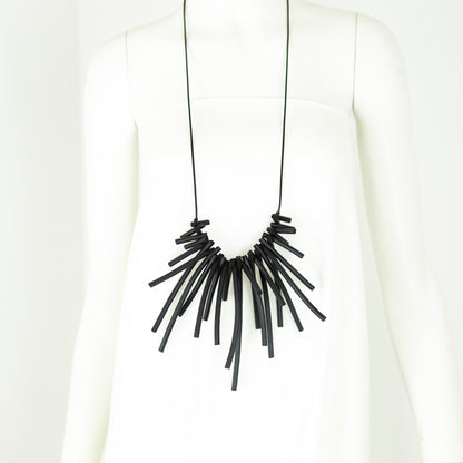 BEVERLY SMART sautoir Collier Long Noir en Silicone – Bijou Contemporain Fait Main
