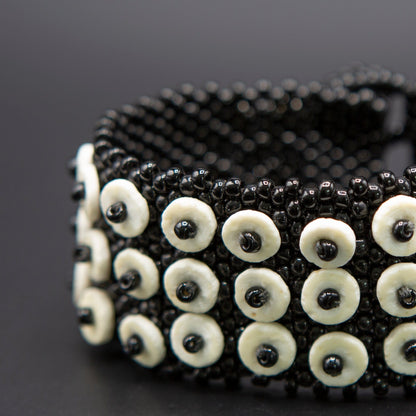BEVERLY SMART souples Noir Bracelet élégant en perles durables faites à la main en coquille d'œuf d'autruche