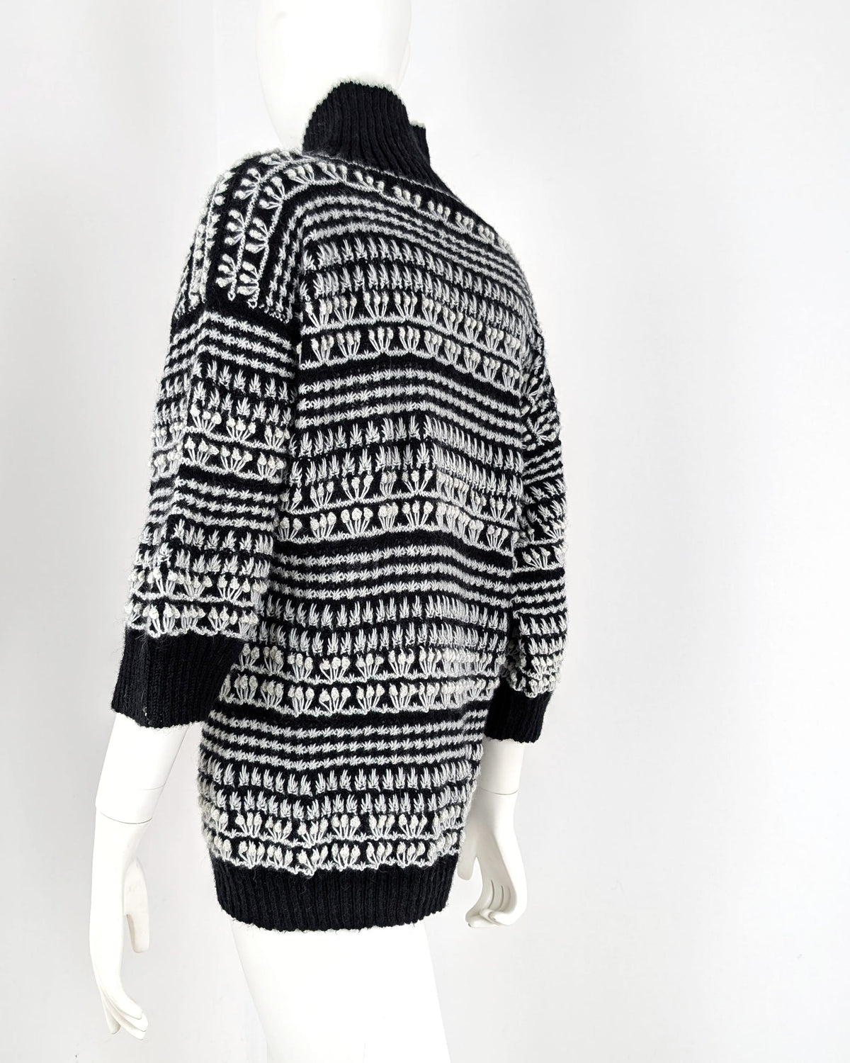 BEVERLY SMART tricots Pull jacquard, noir et crème, n° 9