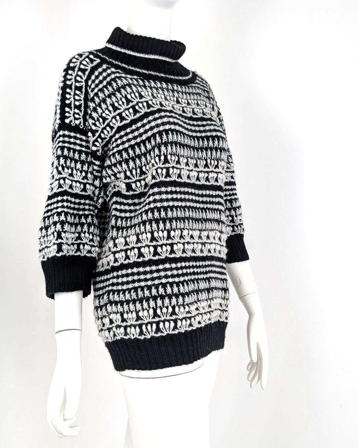 BEVERLY SMART tricots Pull jacquard, noir et crème, n° 9