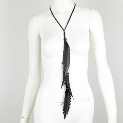 BEVERLY SMART Choker Collier feuilles en caoutchouc recyclé