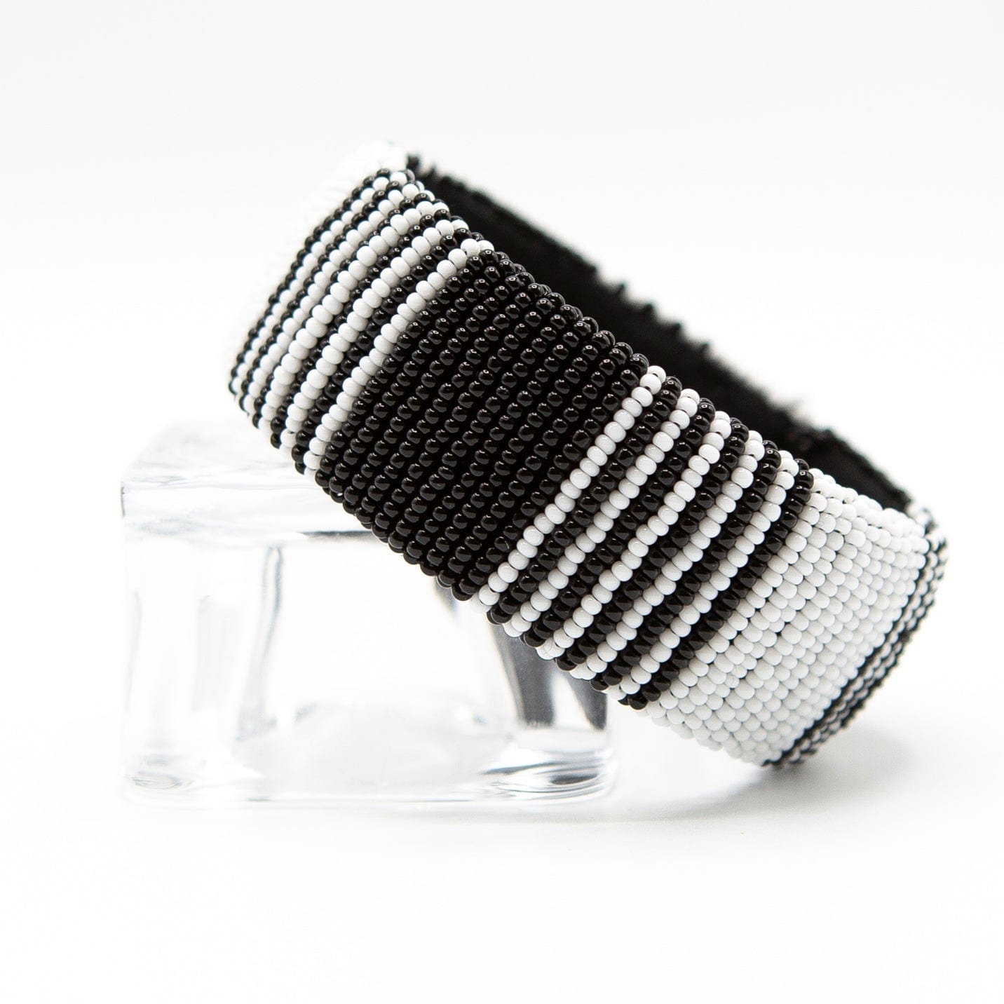 white bangle, Black beaded practical and and elegant SMART – glass BEVERLY