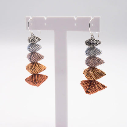 Boucles d'oreille "les 12 apôtres empilés" beverly smart