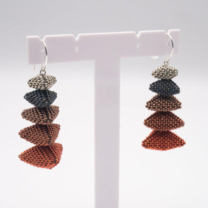 Boucles d'oreille "les 12 apôtres empilés" beverly smart