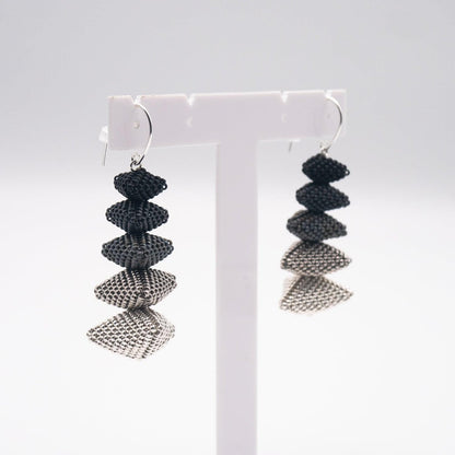 Boucles d'oreille "les 12 apôtres empilés" beverly smart