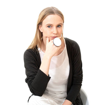 BEVERLY SMART Rings Bagues contemporaines en cuir