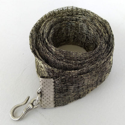 BEVERLY SMART Sautoirs Collier en filet tricoté