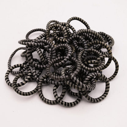 BEVERLY SMART Sautoirs Gris à spiral Colliers à maillons en tongs recyclées